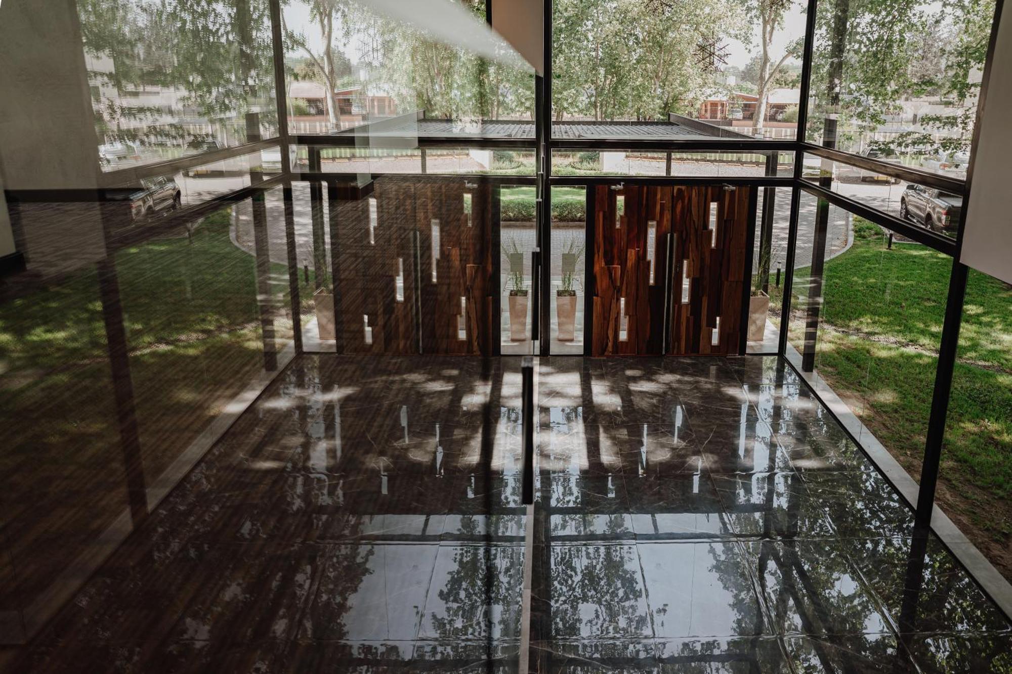 Río Cuarto La Urumpta Hotel By Aken Mind מראה חיצוני תמונה